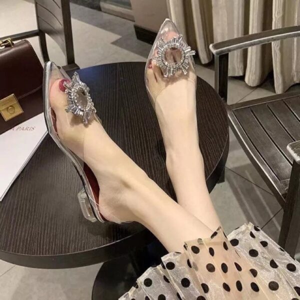 Flat Cinderella - Image 3
